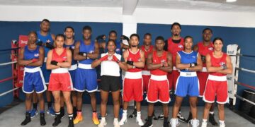 Grupo de púgiles dominicanos viaja a Colombia a entrenarse
