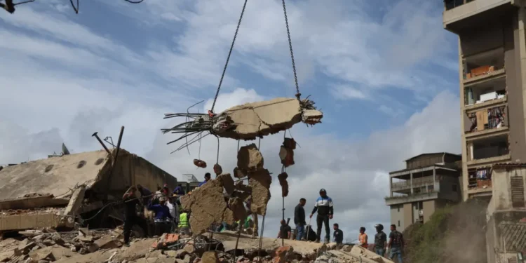 Se elevan a 235 los muertos tras terremotos en Venezuela
