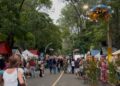 Miles asisten al XV Festival de las Flores en ciudad Jarabacoa