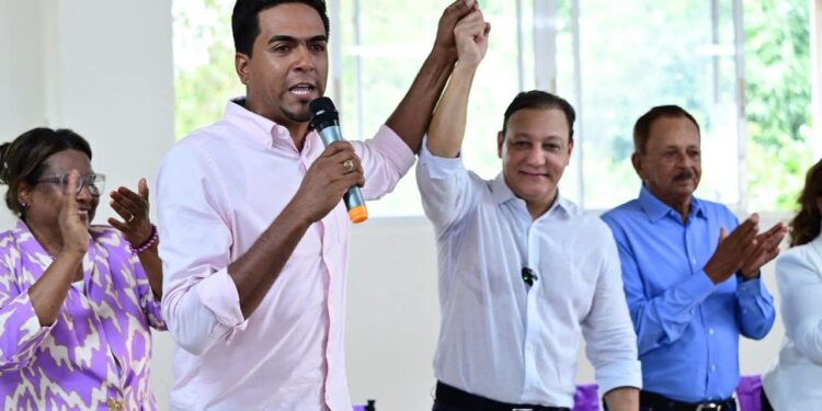 Abel Martínez: “Junto a las familias dominicanas recuperaremos la esperanza y el rumbo del país”