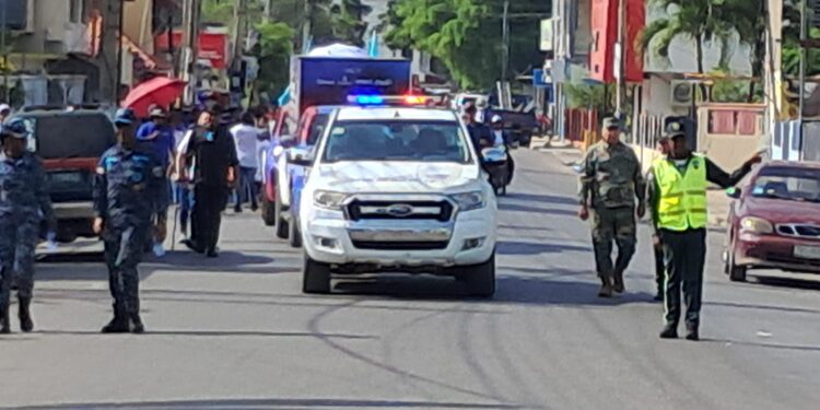 Denuncian Maltrato a periodistas durante recorrido de la Antorcha Olímpica en Dajabón