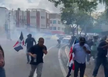 PN dispersa con bombas grupo agropecuarios iba al Palacio