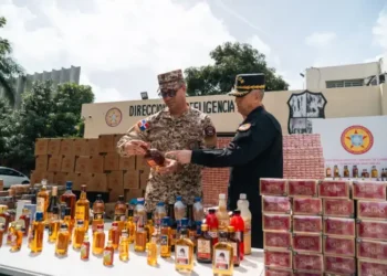 CESFRONT entrega a CECCOM más de tres millones de unidades de cigarrillos incautados en la frontera