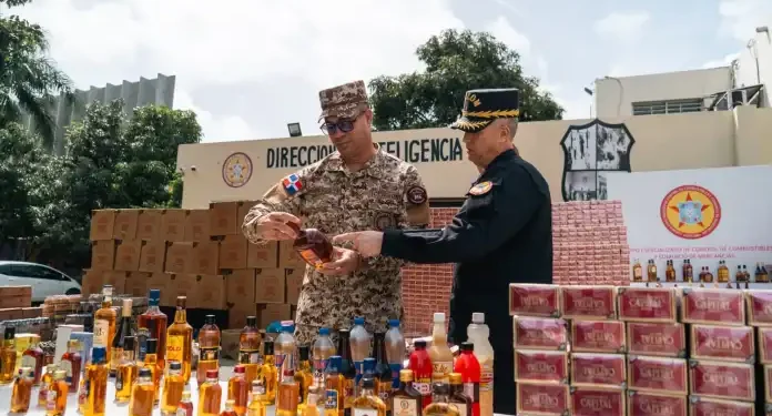 CESFRONT entrega a CECCOM más de tres millones de unidades de cigarrillos incautados en la frontera