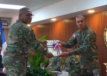 EJÉRCITO GRADÚA A 260 ESTUDIANTES EN EL PRIMER SEMESTRE ACADÉMICO 2026