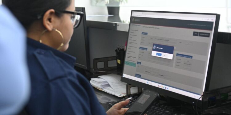 DGM optimiza plataforma digital para permiso de salida de menores