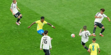 Brasil remonta ante Japón y avanza a octavos del Mundial 2026