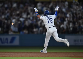 Miguel Rojas pega vuelacercas del desempate como emergente y los Dodgers vencen a los Rays