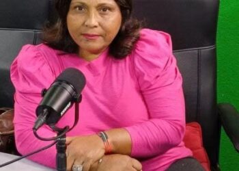 Lucrecia Cabreja: Trayectoria periodística y participación política en Montecristi