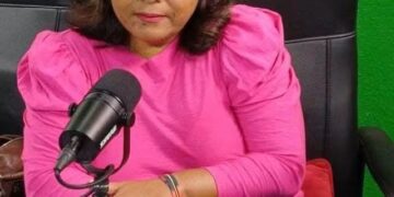 Lucrecia Cabreja: Trayectoria periodística y participación política en Montecristi