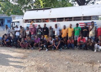 En Montecristi, Espaillat y Elías Piña detienen 280 indocumentados en operativos de interdicción migratoria, deportan 848