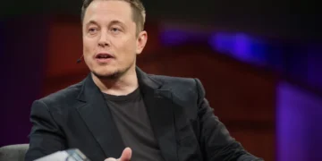 Elon Musk se convierte en el primer billonario del mundo tras salida a bolsa de SpaceX