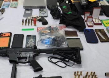 Prisión para dos acusados de encabezar red tráfico de armas