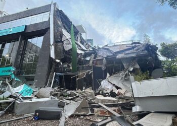 Autoridades Venezuela aún no contabilizan víctimas terremoto