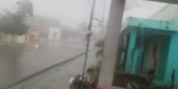Ventaron tornado destruye vivienda, cableado, vallas, árboles y cultivos en Loma de Cabrera