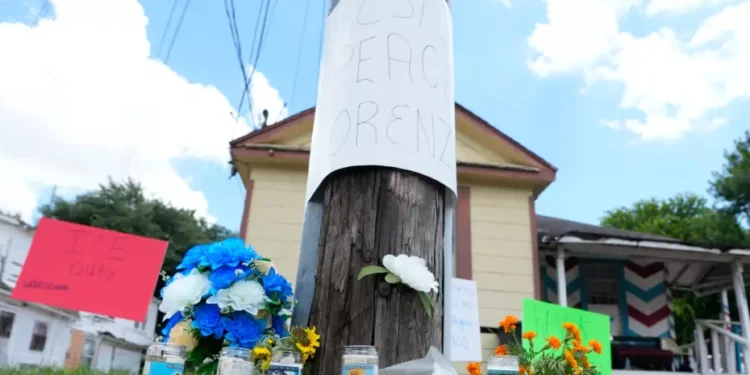 Mexicano muerto en tiroteo de ICE en Houston no era el objetivo, afirma el legislador