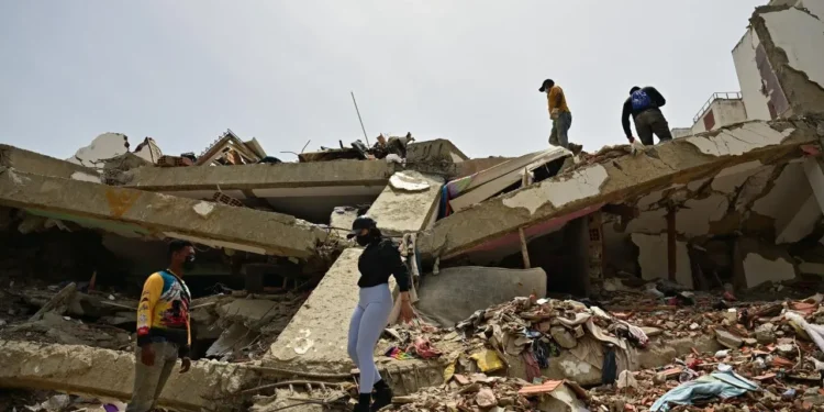 Venezuela suma otros 229 muertos para llegar a al menos 4.118 por los terremotos