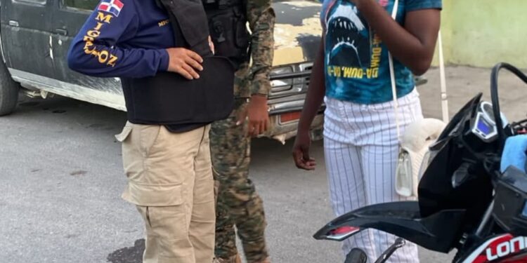 Santo Domingo y La Altagracia concentran 222 de los 1,102 extranjeros detenidos en operativos migratorios a nivel nacional