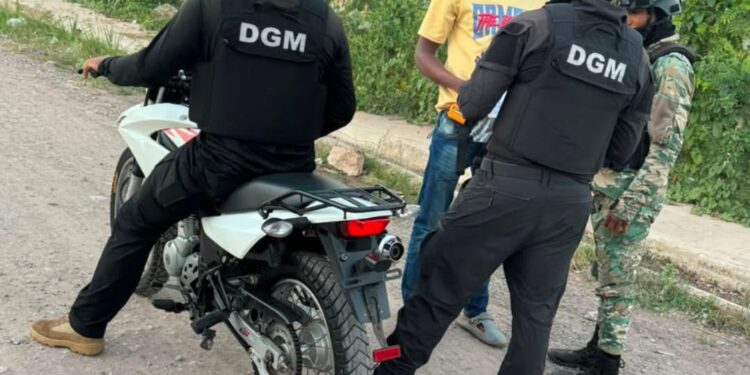 DGM deporta 800 indocumentados este martes; detienen salvadoreño en Baní