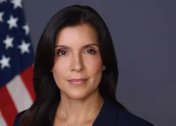 Embajadora de EE. UU. presenta en Washington propuesta del Dr. Fadul sobre el autismo