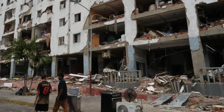 Suben a 2.954 los fallecidos y a 16.592 los heridos por los terremotos en Venezuela