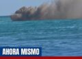 Se incendia lancha con 30 turistas a bordo frente a playa en Bayahive.
