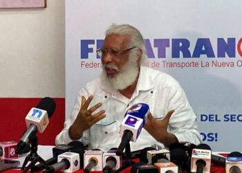 Fenatrano advierte no se puede aplazar mas aumento del pasaje