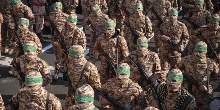 Irán hace severa advertencia a fuerzas militares de los EE.UU.