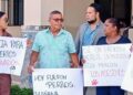 Realizan vigilia frente al Palacio de Justicia de Puerto Plata en protesta por envenenamiento masivo de perros