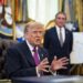 Trump ahora pide renombrar océanos Atlántico y Pacífico