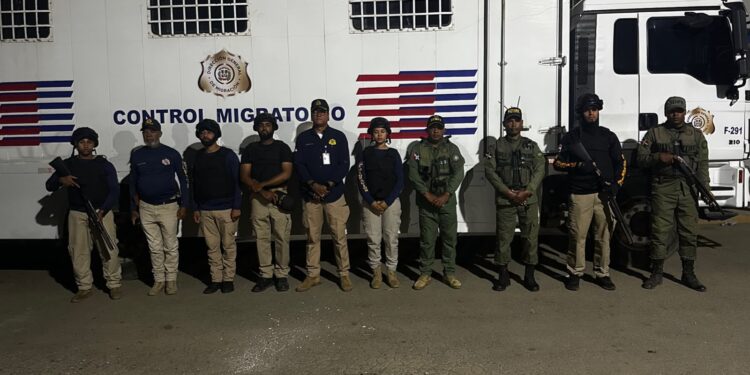 DGM detiene 1,131 indocumentados a nivel nacional; de estos 102 son aprehendidos en operativos conjuntos con el SENPA