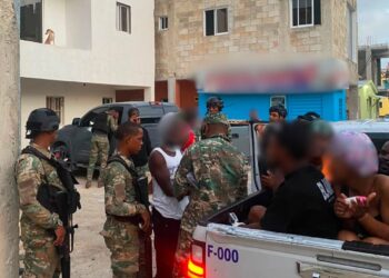 Este martes DGM detiene 1,216 indocumentados en operativos migratorios simultáneos y deporta 1,042