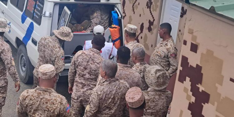 Cruz Roja de Dajabón capacita a militares en primeros auxilios y respuesta a emergencias
