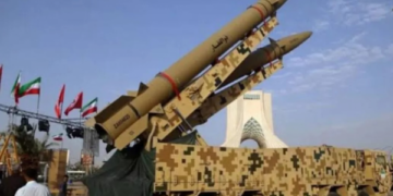 Irán amenaza con armas más destructivas si se reanuda guerra