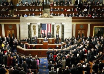Congreso daría a Trump nuevas facultades de imponer aranceles