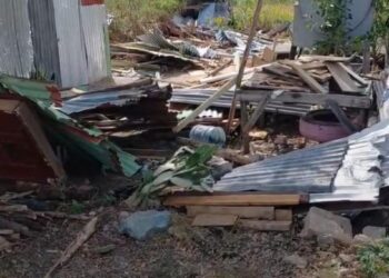 CEA destruye viviendas en Llanos de Pérez, Imbert, y aumenta la incertidumbre entre familias desalojadas