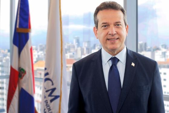 Presidente dominicano cambia Canciller y 25 funcionarios más
