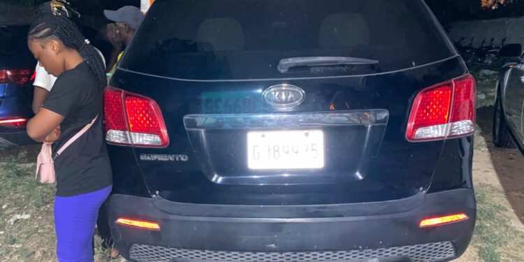 Migración incauta jeepeta y repatria a 9 pasajeros haitianos que transportaban en estatus irregular