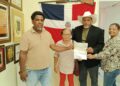 Alcaldía de Dajabón entrega cheques para obras comunitarias mediante presupuesto participativo
