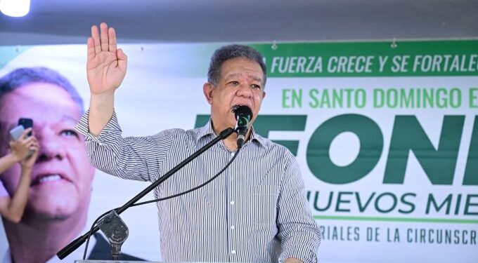 Dice SDE vive “tormenta” por apagones, falta agua y basura