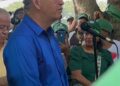 Se juramenta con Leonel ex director del  PRM en el Proyecto la Cruz Manzanillo 