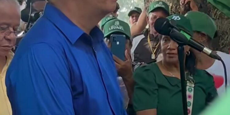 Se juramenta con Leonel ex director del PRM en el Proyecto la Cruz Manzanillo