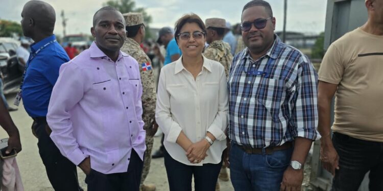 Autoridades dominicanas y haitianas coordinan intervención del puente binacional de Dajabón