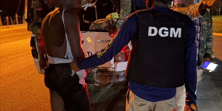 Elias Piña: 485 haitianos indocumentados deportó la DGM este miércoles