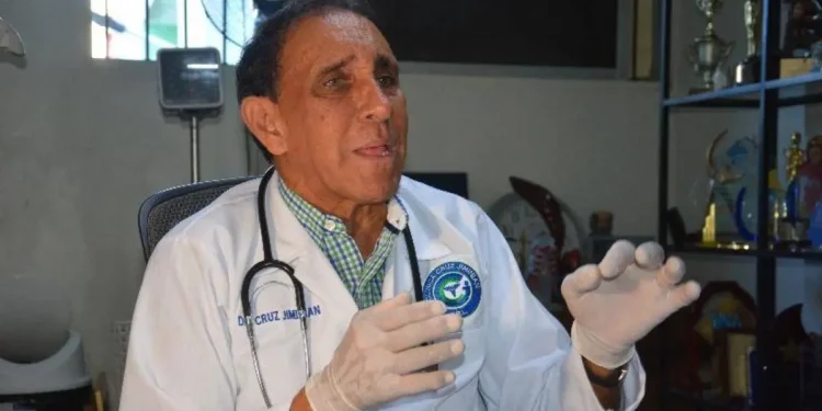 “No me dejen solo”: Cruz Jiminián pide apoyo para construir hospital de pacientes terminales