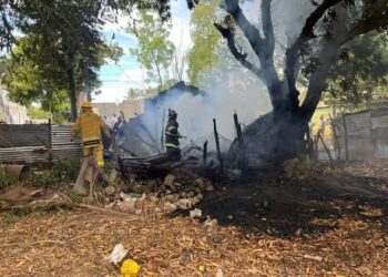 Incendio reduce a cenizas una vivienda en sector la Aviación de Dajabón 