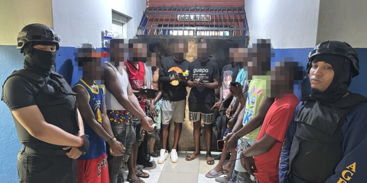 DGM: 3,492 deportados y 3,730 detenidos durante el fin de semana,830 de ellos en provincias de la frontera