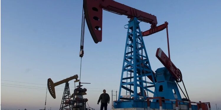 EU: Reservas estratégicas de petróleo caen a nivel más bajo