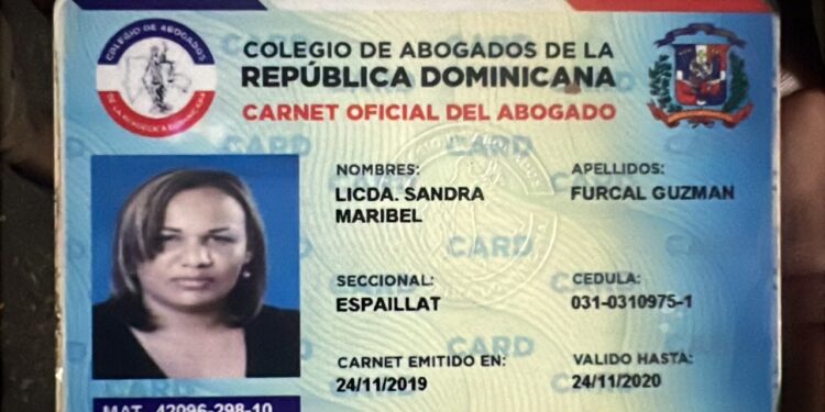 Investigan abogada por trafico de indocumentados en Dajabón