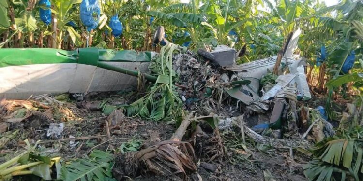 Piloto resulta con heridas y fracturas tras impactar avioneta con dron en comunidad de Montecristi